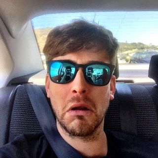 Mike Huttlestone profile